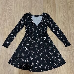 Black Floral Long Sleeve Dress